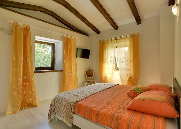 Bella * Lupoglav (Istria)