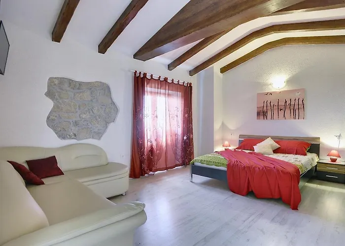Bella 度假居 Lupoglav (Istria)